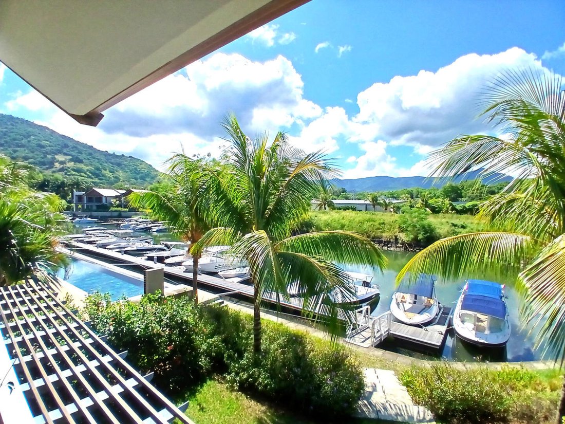 Apartment in Rivière Noire, Mauritius 1 - 14076566
