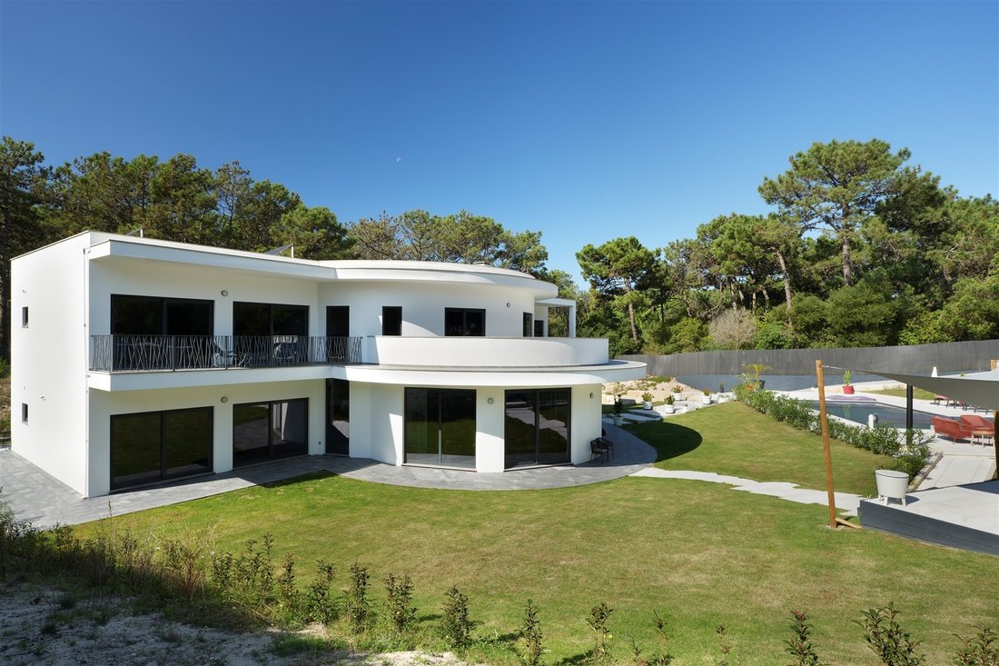 House in Santa Maria, Sao Pedro e Sobral da Lagoa, Leiria District, Portugal 4 - 14888339