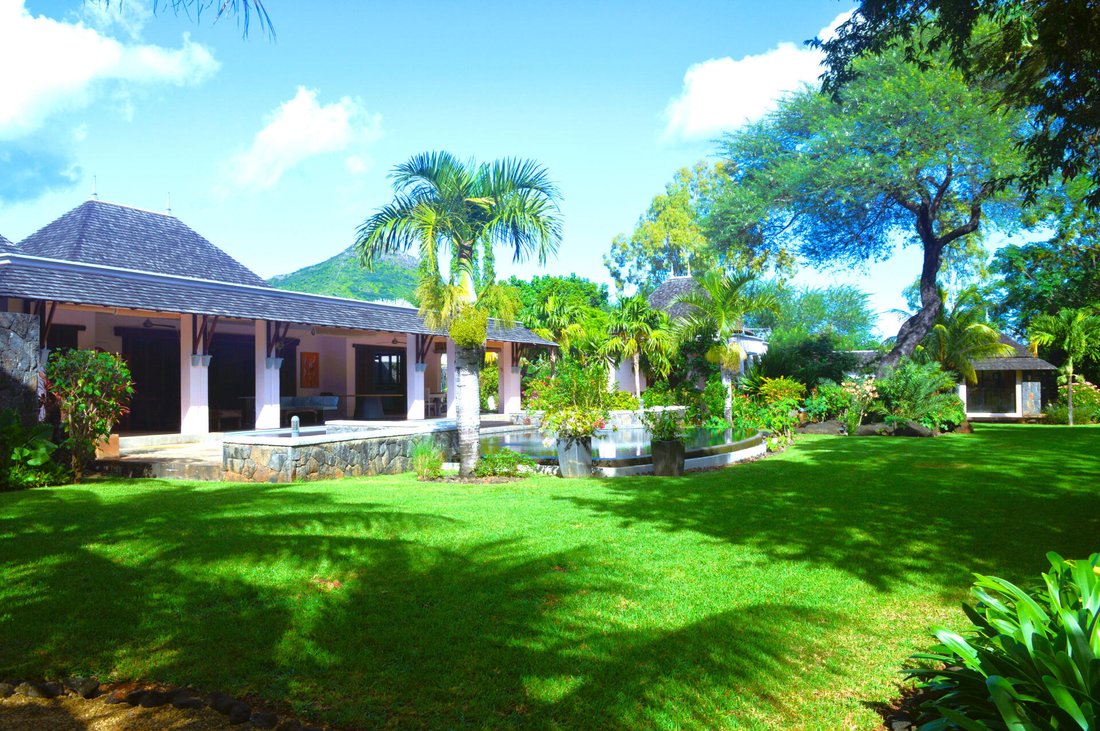 House in Tamarin, Rivière Noire District, Mauritius 1 - 13416411