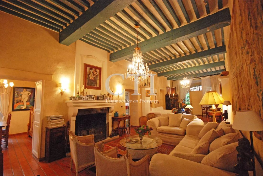 Estate in Ouest Sud, Vaison-la-Romaine, France 2 - 12191957