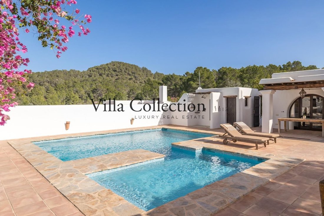 Villa in Sant Josep de sa Talaia, Balearic Islands, Spain 2 - 14893307