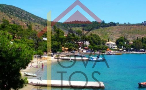 Land in Galatas Community, Troizinia, Griechenland 1