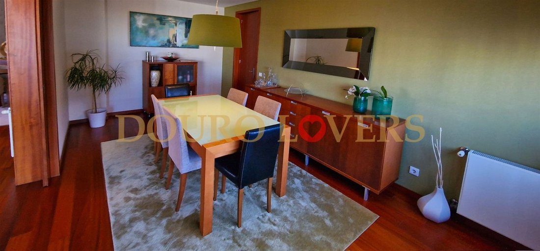 Apartment in Matosinhos e Leca da Palmeira, Porto District, Portugal 1 - 14892253