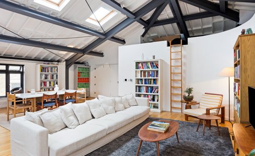 Apartment in St Leonard Shoreditch, Hackney, England 1