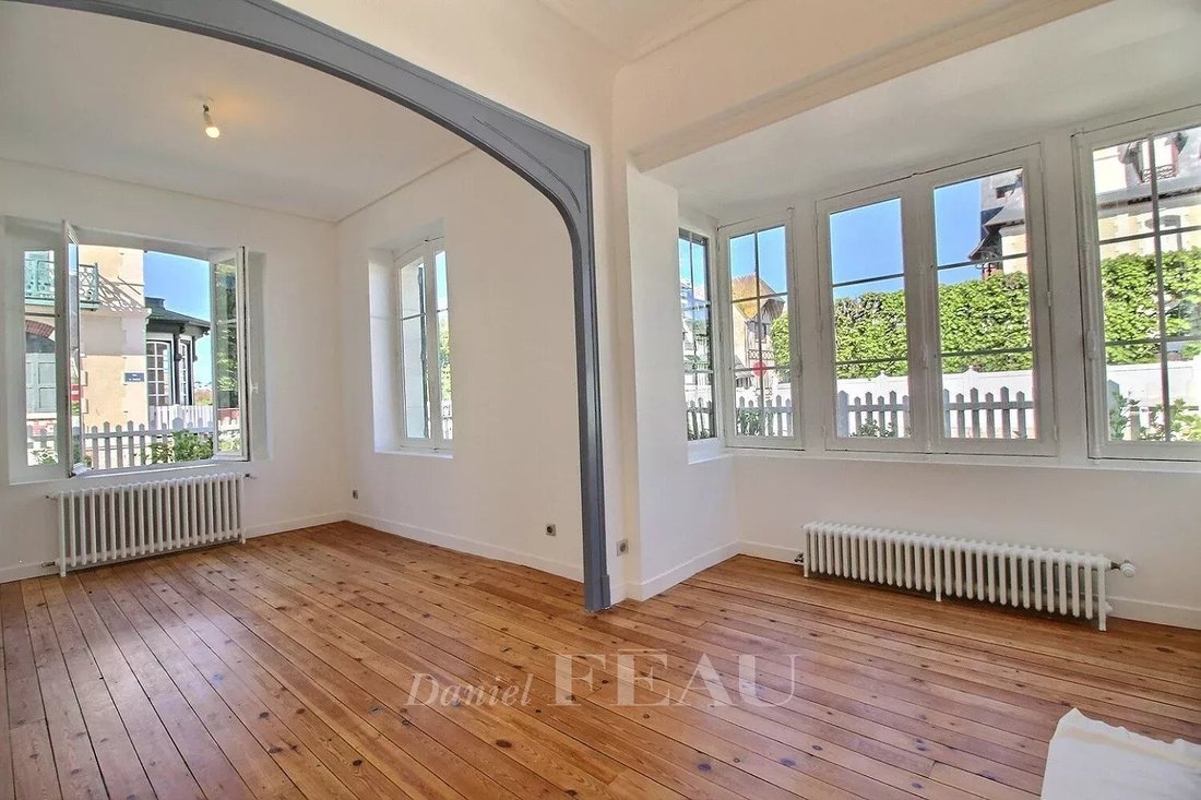 Estate in Deauville, Normandy, France 3 - 14180588