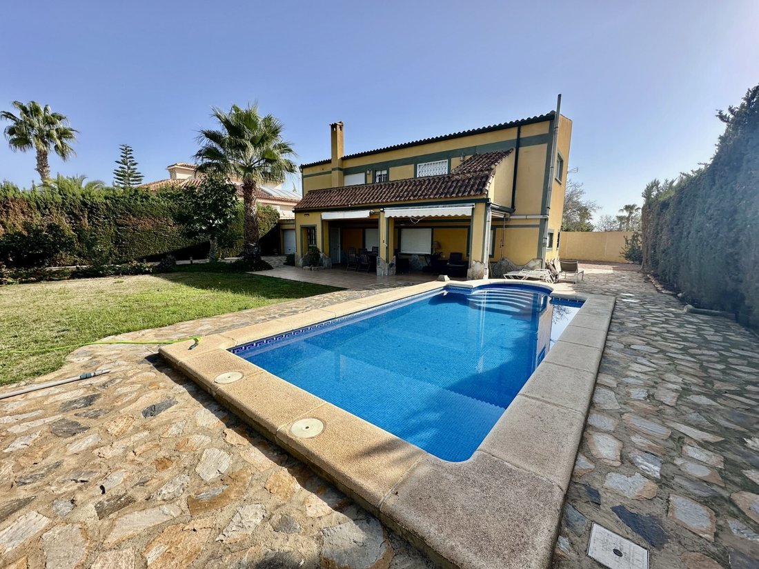 Villa in San Fulgencio, Valencian Community, Spain 1 - 14891713