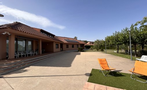 Chalet in Almoster, Catalonia, Spain 1