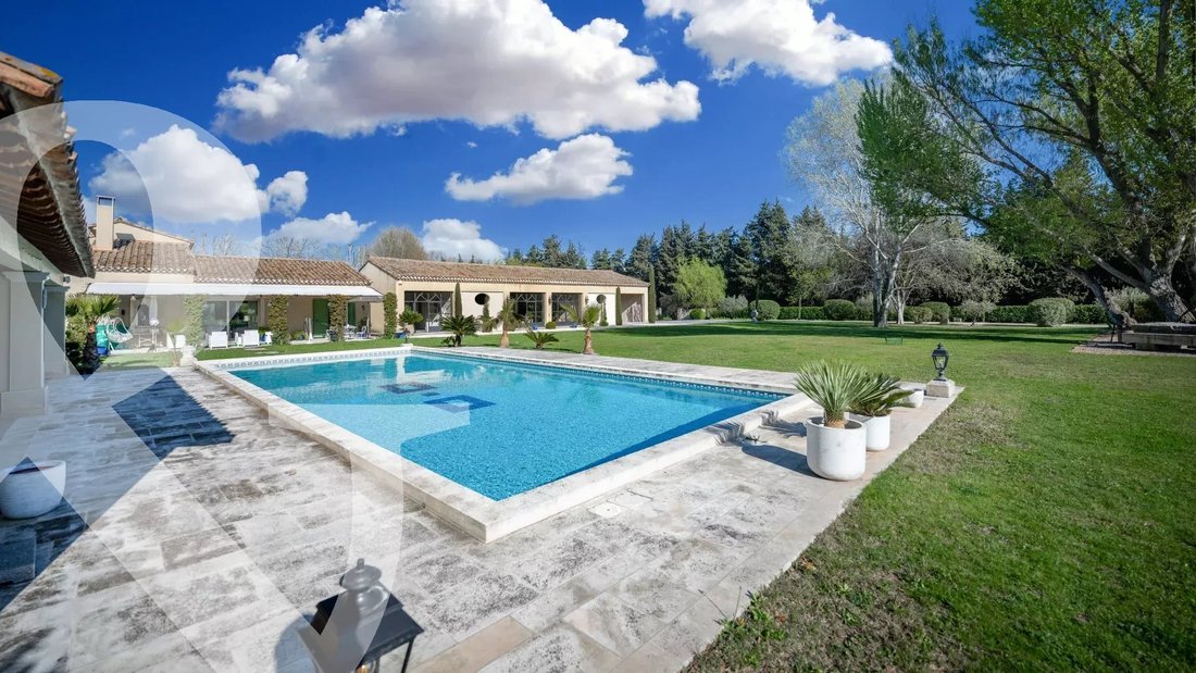 House in Saint-Rémy-de-Provence, Provence-Alpes-Côte d'Azur, France 2 - 14601119