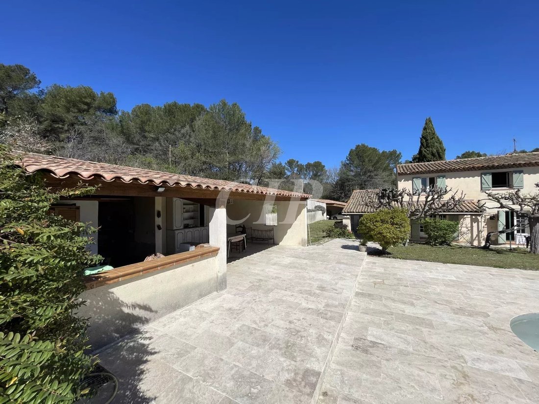 Villa in Ouest, Fuveau, France 2 - 14069813