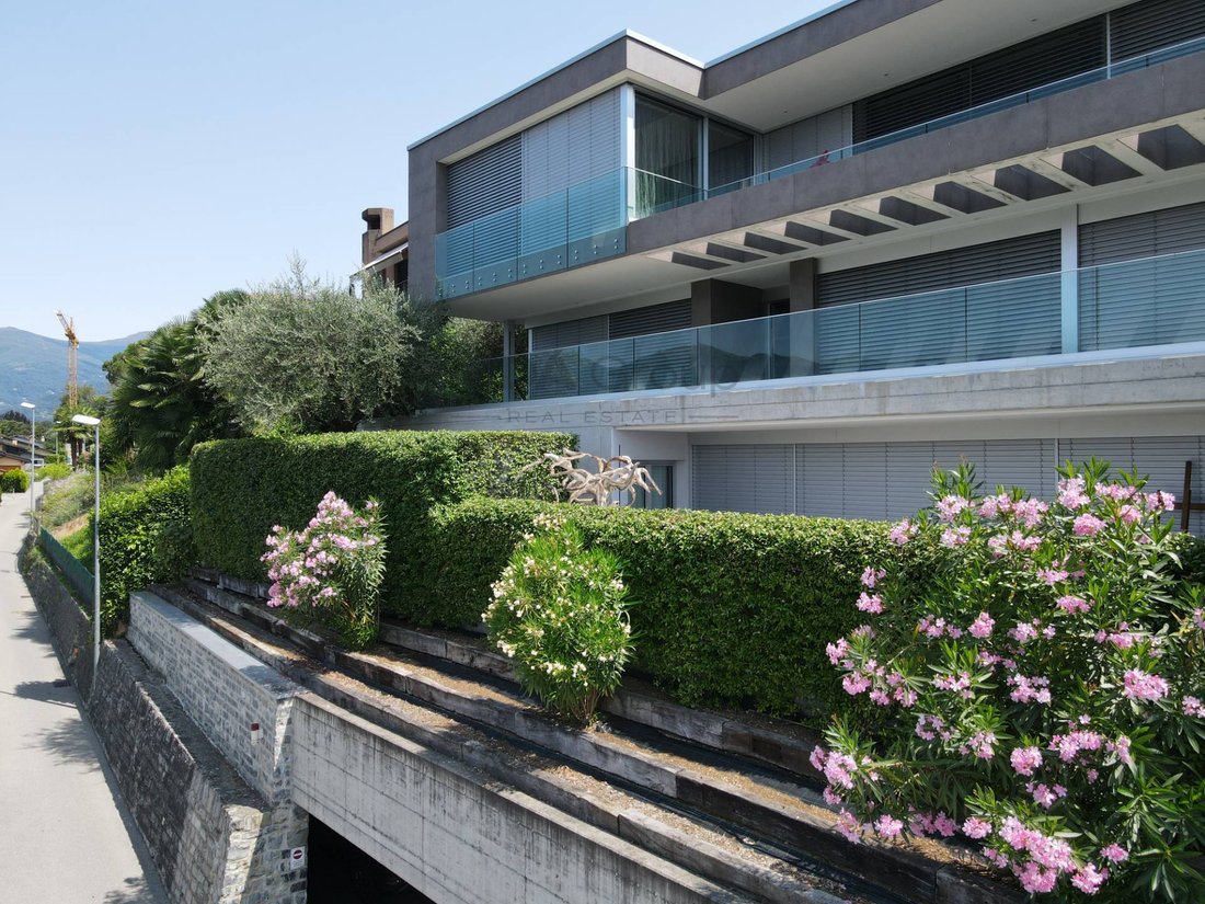 Villa For Sale In In Lugano, Ticino, Switzerland For Sale (14893217)