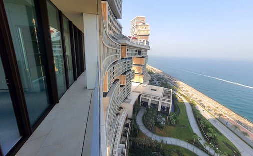 Apartment in Palm Jumeirah, Dubai, United Arab Emirates 1