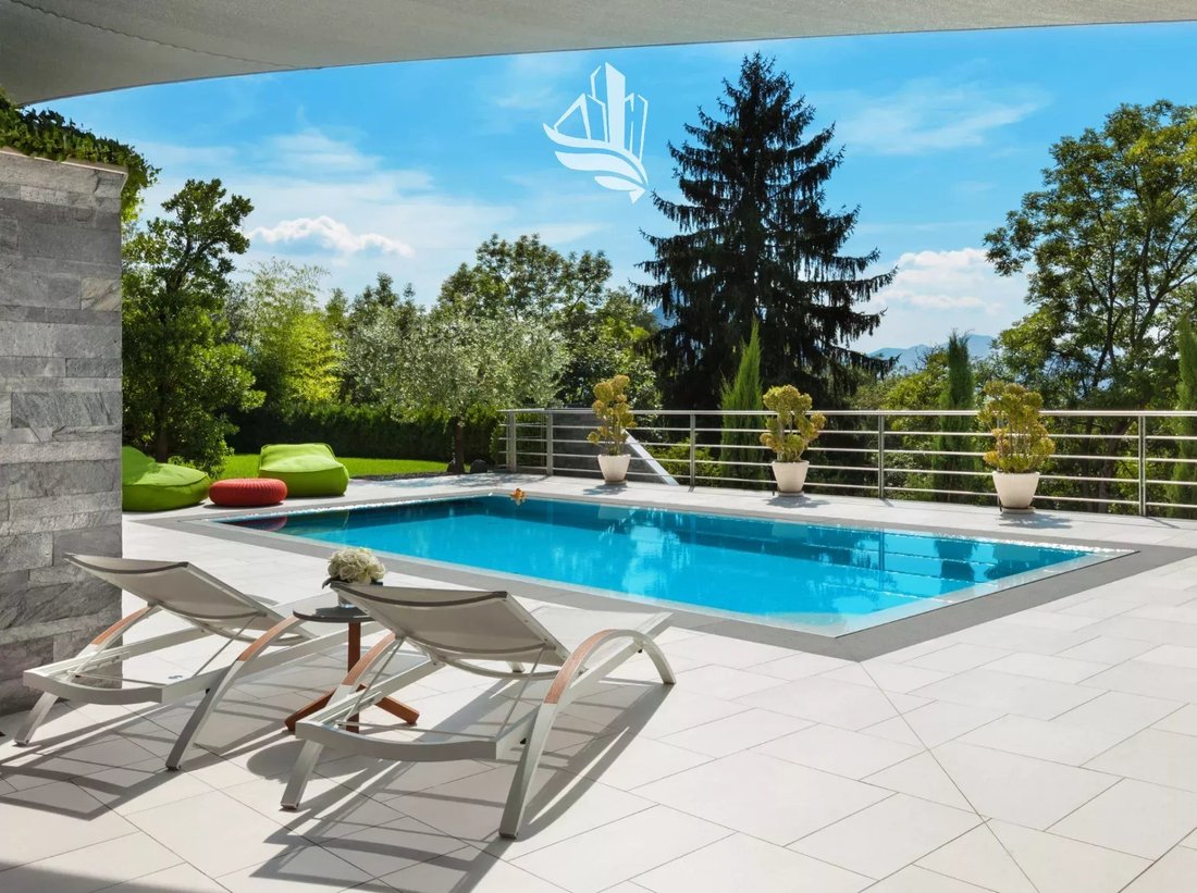 Villa in Bardolino, Veneto, Italy 1 - 14208615