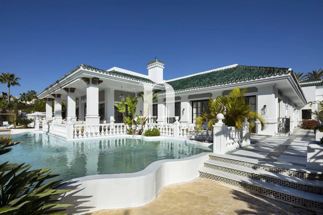 Villa in Nueva Andalucia, Marbella, Spain 1 - 14199065