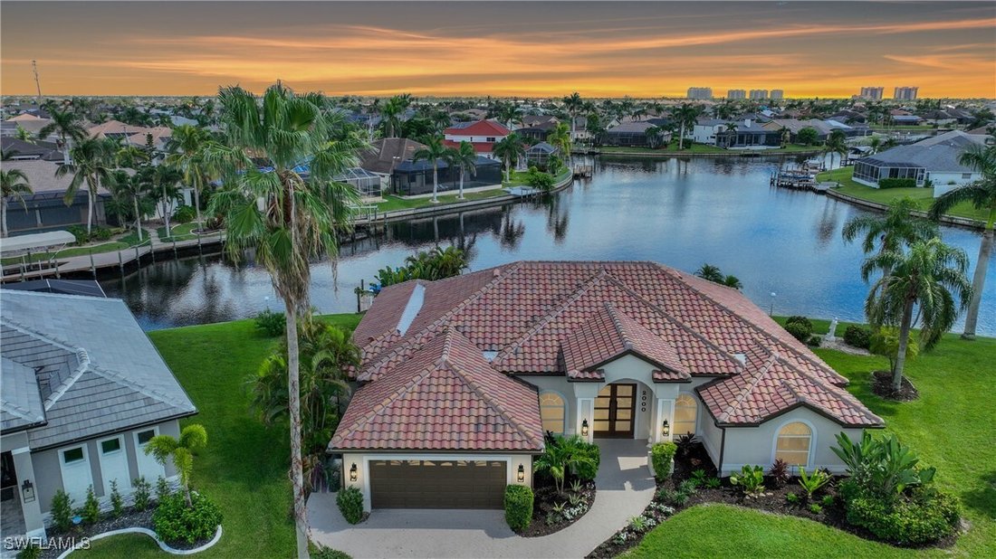 House in Cape Coral, Florida, United States 3 - 14887333