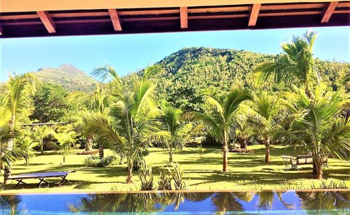 House in Rivière Noire, Mauritius 1