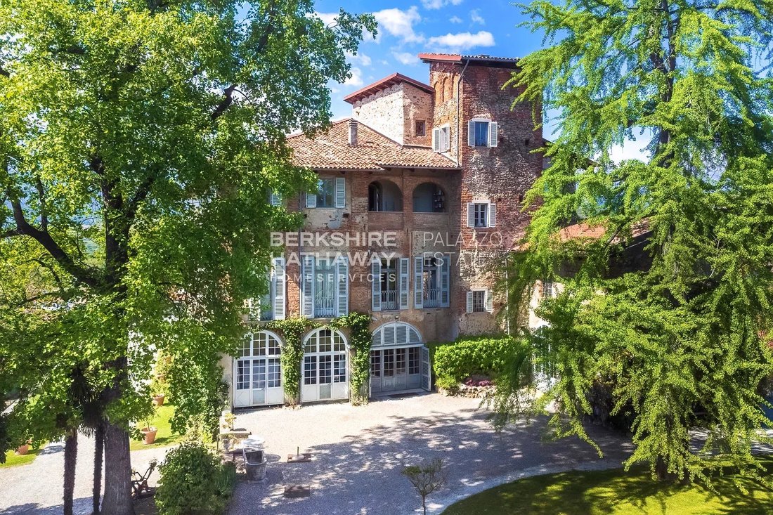 The Crown of King Arduino: A Piedmont Castle Steeped in Legend
