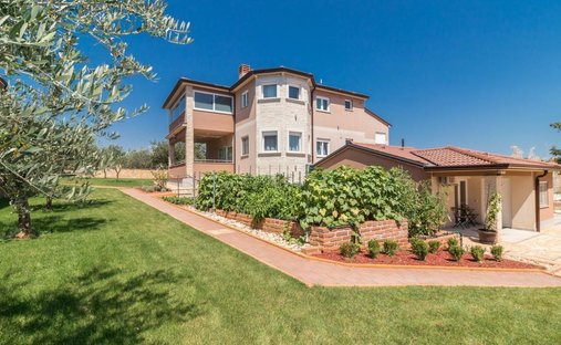 House in Jezerane, Lika-Senj County, Croatia 1