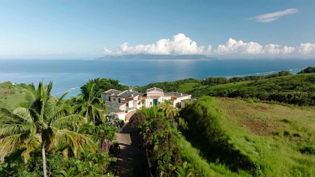 Estate in Puna'auia, Windward Islands, French Polynesia 2 - 12444624