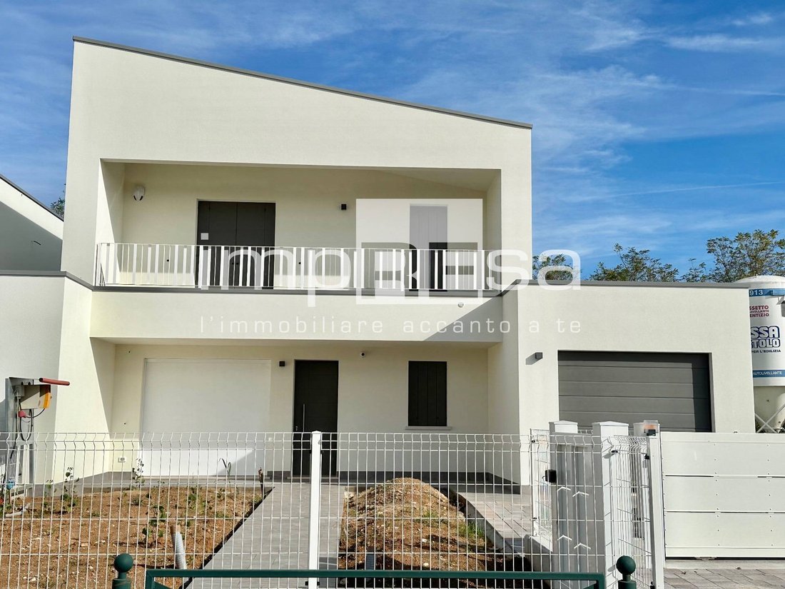 House in Villorba, Veneto, Italy 4 - 14889605
