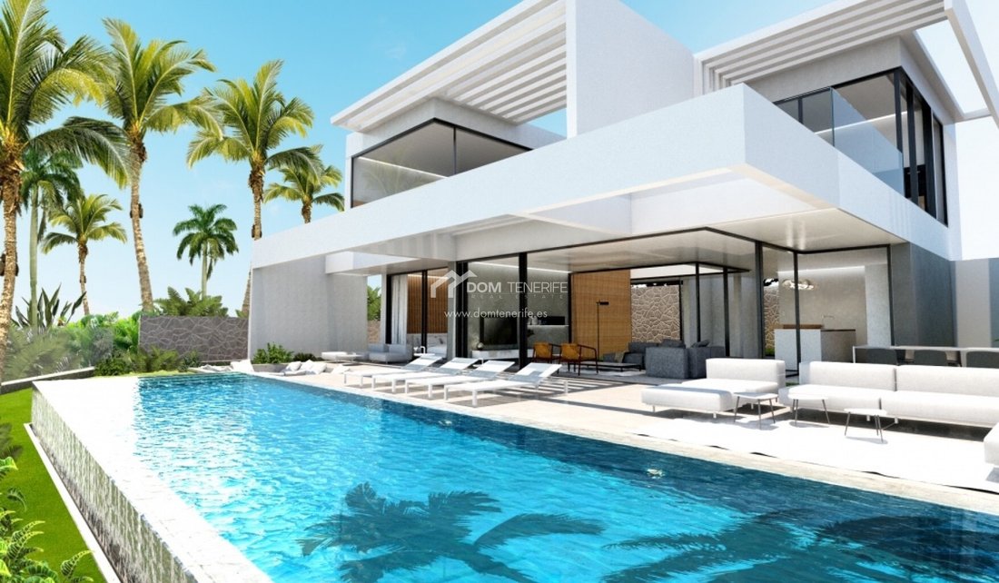 Villa in Costa Adeje, Adeje, Canary Islands 4 - 14892645