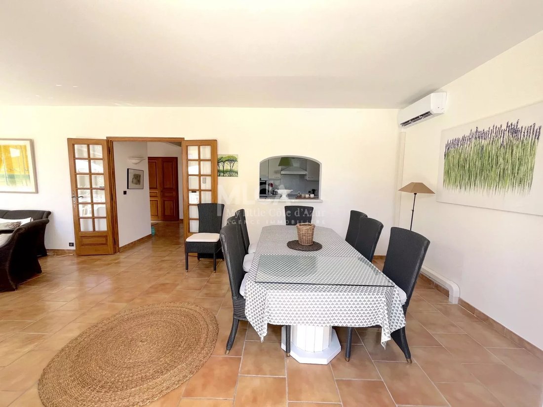 Villa in Antibes, Provence-Alpes-Côte d'Azur, France 5 - 14033070
