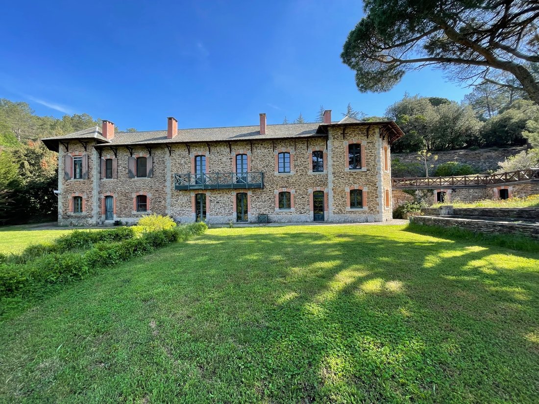 Whispers of the Wild: A 33-Hectare Anglo-Norman Sanctuary in Carcassonne’s Golden Hills
