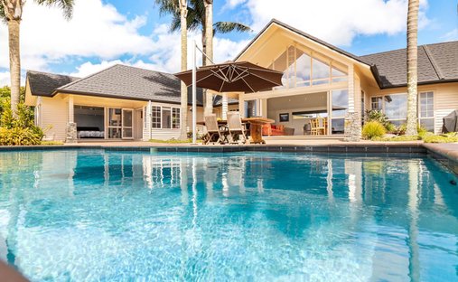 House in Karaka, Auckland, New Zealand 1