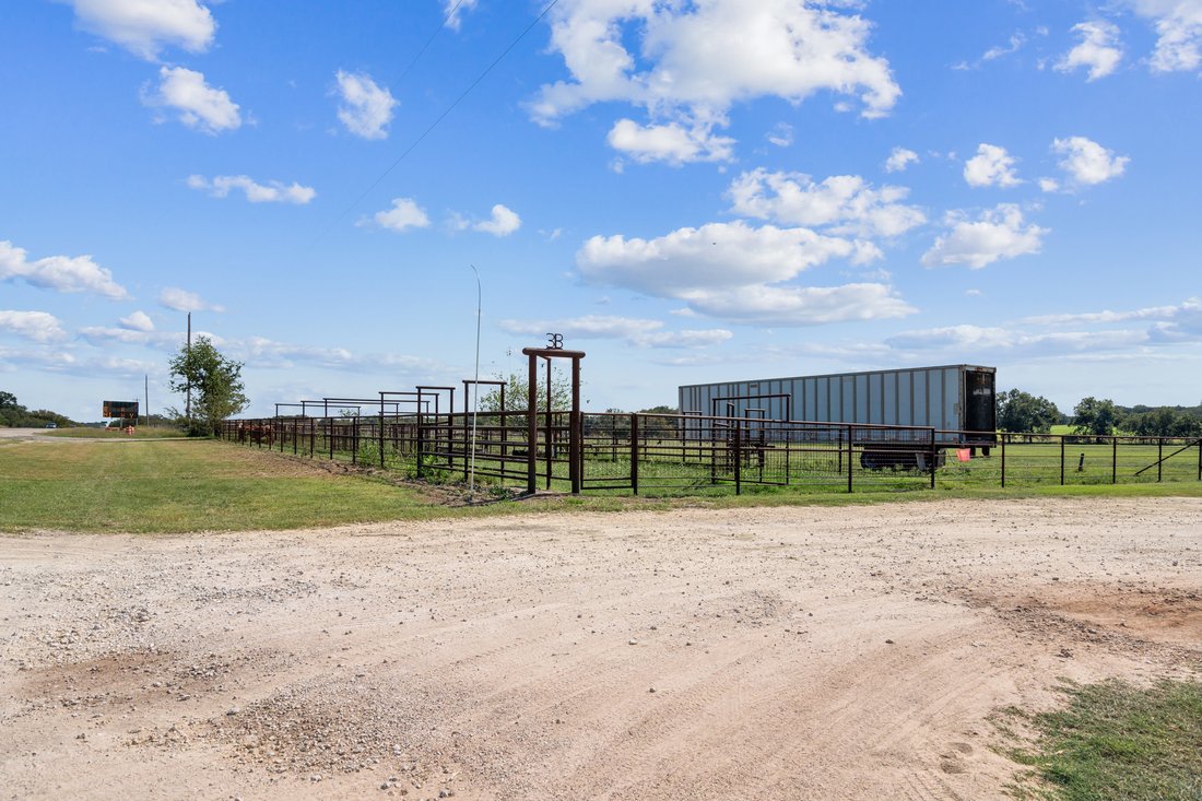 Farm Ranch in Hico, Texas, United States 4 - 14894546