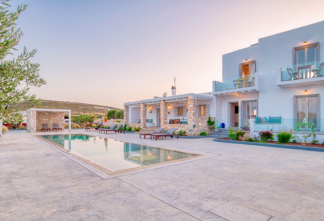 Villa in Paros, Aegean, Greece 1 - 14894827