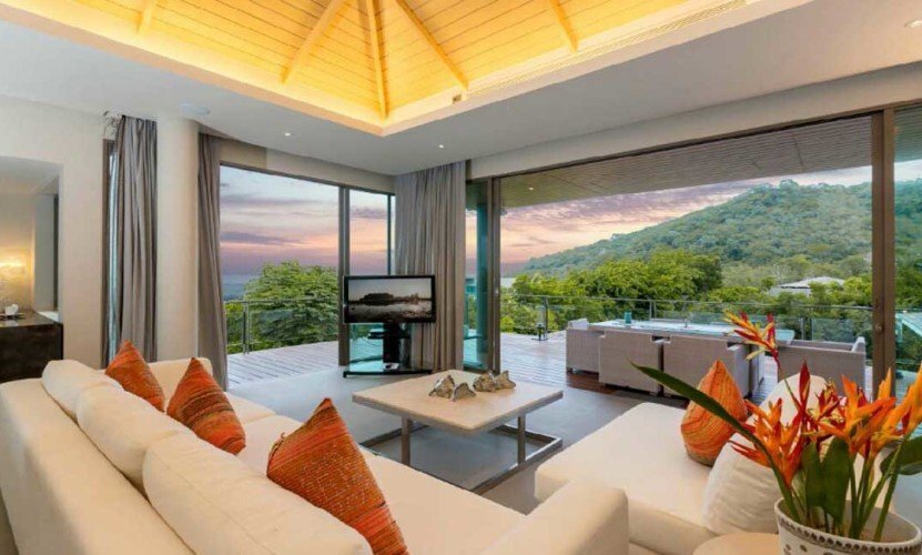 Villa in Choeng Thale, Phuket, Thailand 1 - 14898213