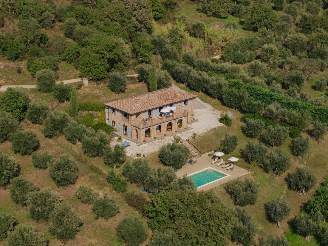 Rancho en Tuoro sul Trasimeno, Umbría, Italia 1 - 14898214