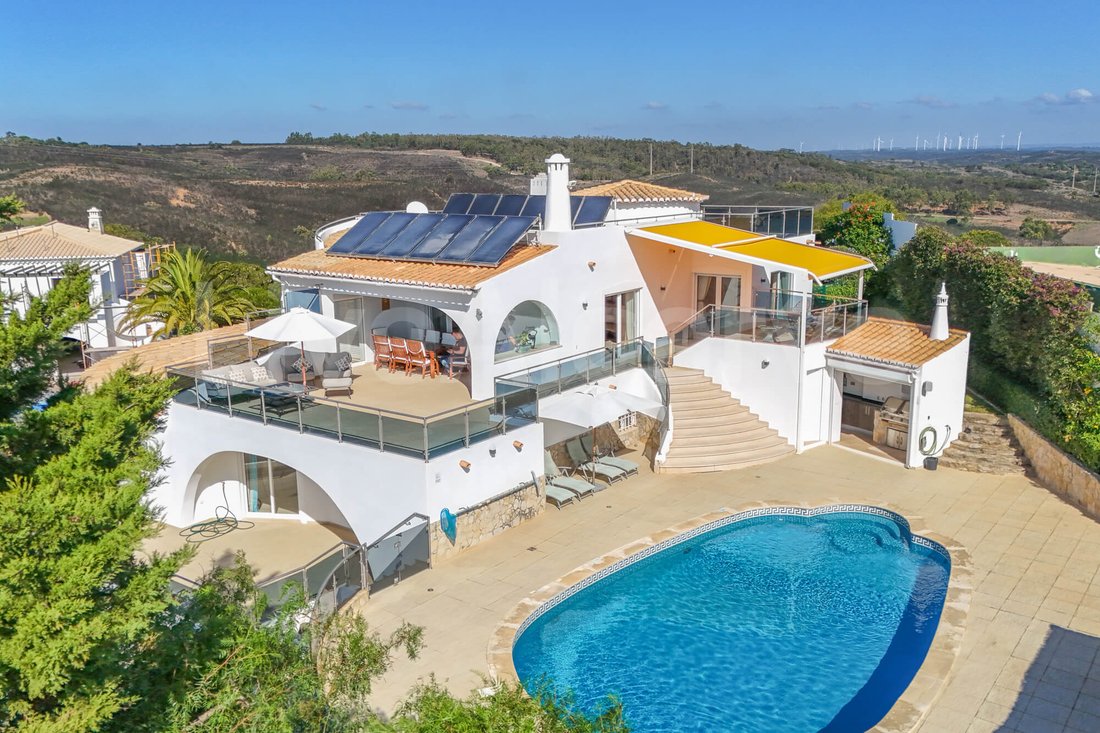 Villa in Budens, Algarve, Portugal 1 - 14894879