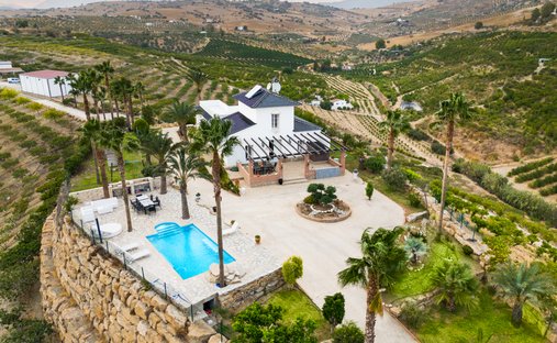 Finca in Pizarra, Andalusien, Spanien 1