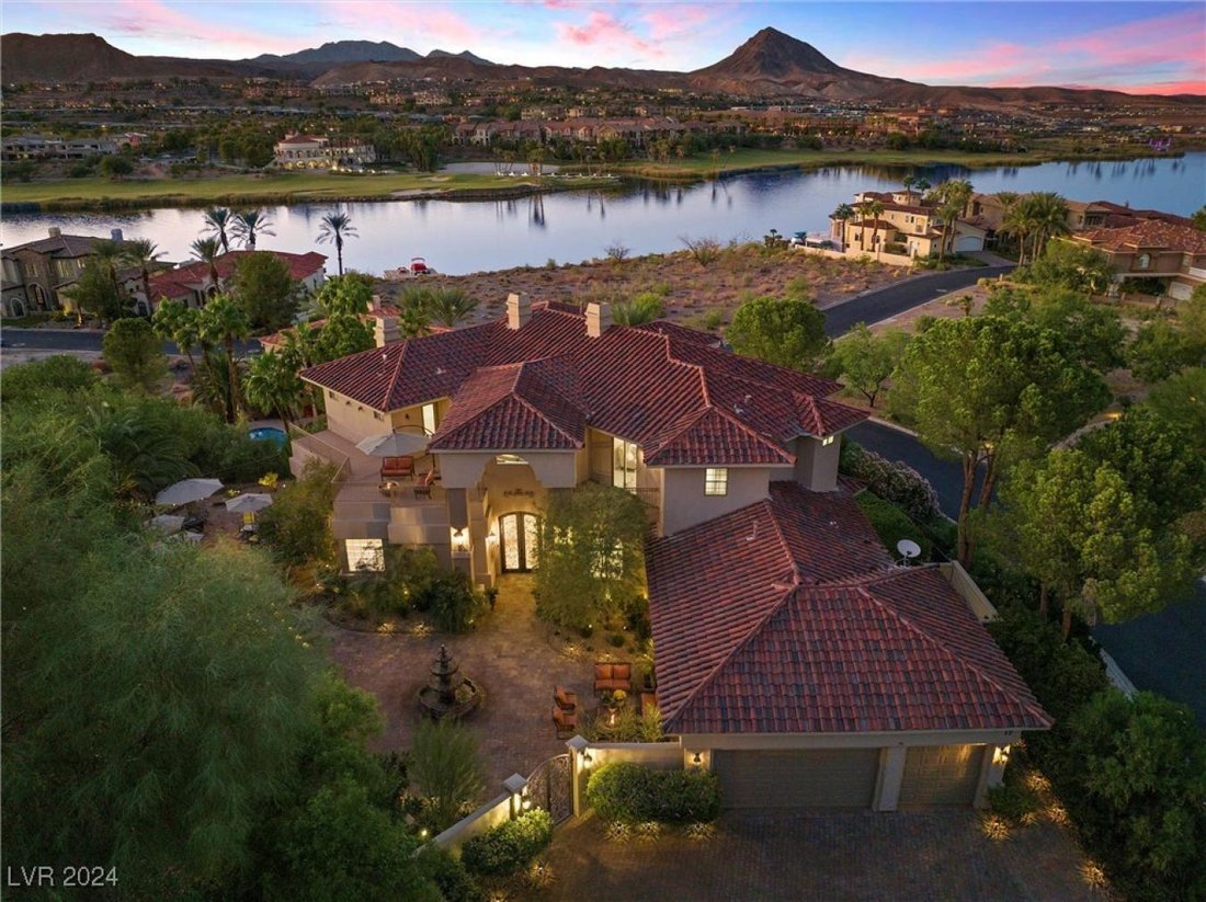 House in Henderson, Nevada, United States 2 - 14896741