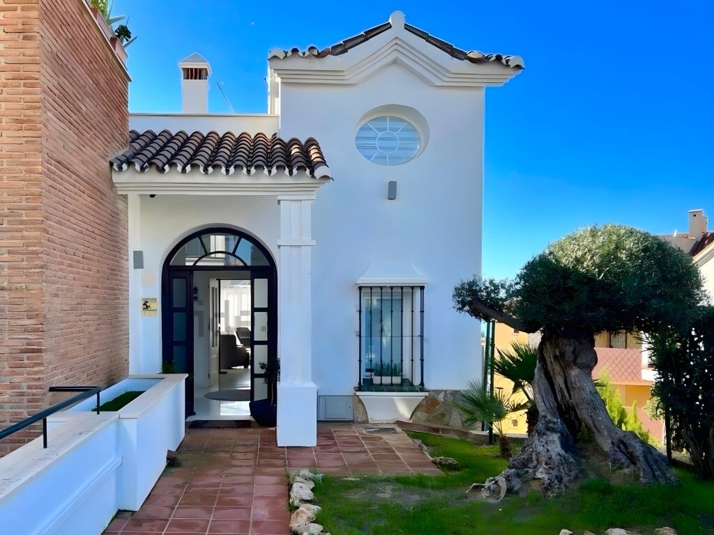 House in Riviera del Sol, Mijas, Spain 1 - 14896450