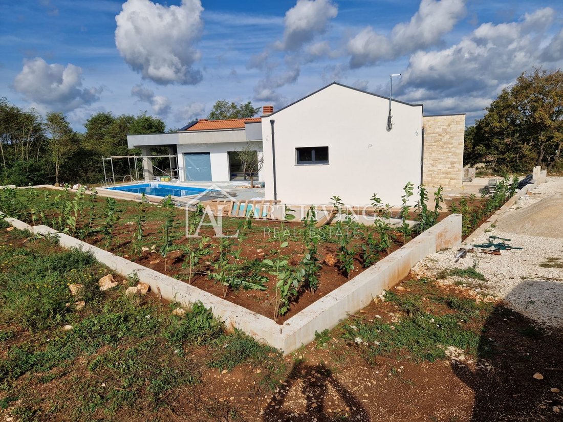 House in Rovinj, Istria County, Croatia 2 - 14896009