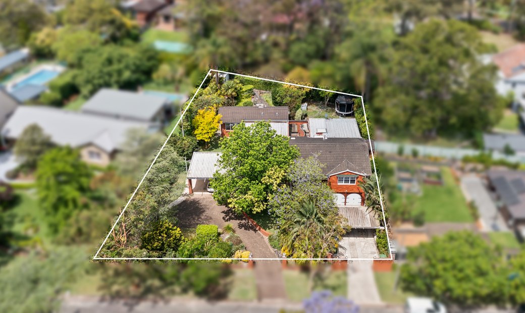 Gallery Detail: Rare Dual Occupancy Property In West Pymble New South Wales