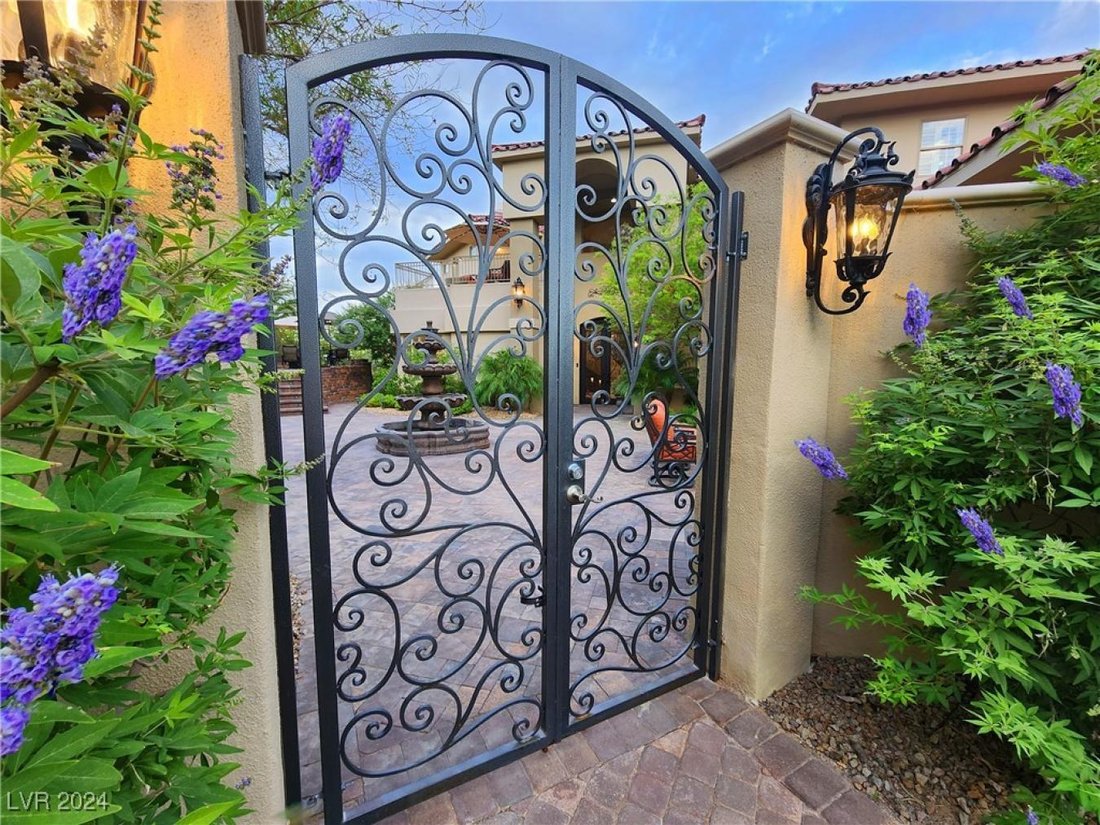 House in Henderson, Nevada, United States 3 - 14896741