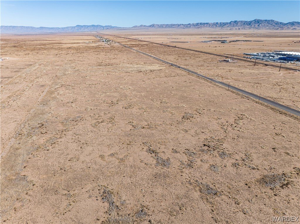 Land in Kingman, Arizona, United States 5 - 14897402