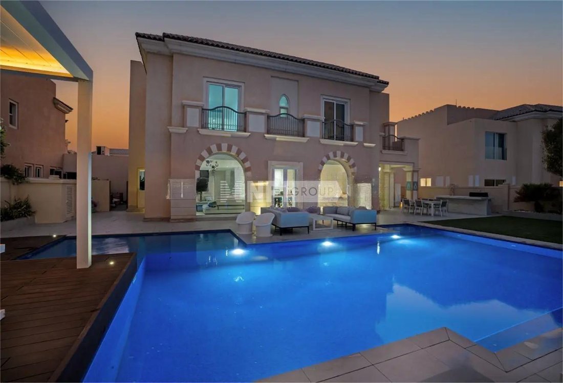 Villa in Al Hebiah Fourth, Al Hebiah, Dubai 1 - 14736861