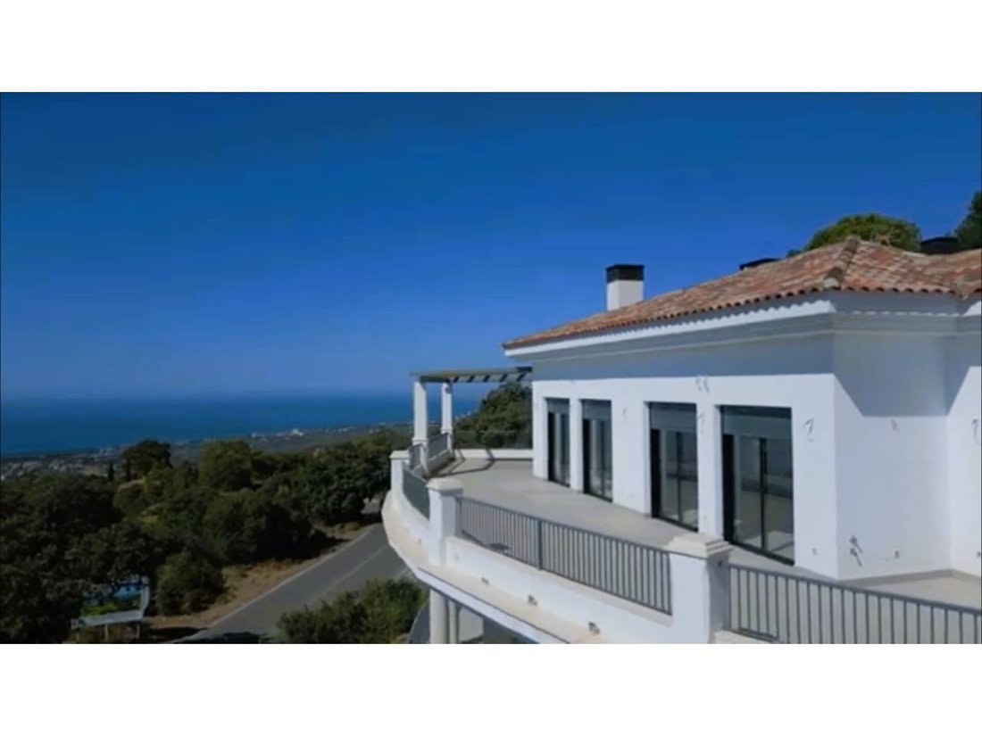 Elviria-Cabopino, Marbella, Spain 5 - 14896214