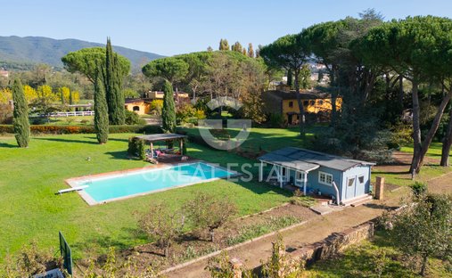 Estate in Castiglion Fibocchi, Tuscany, Italy 1