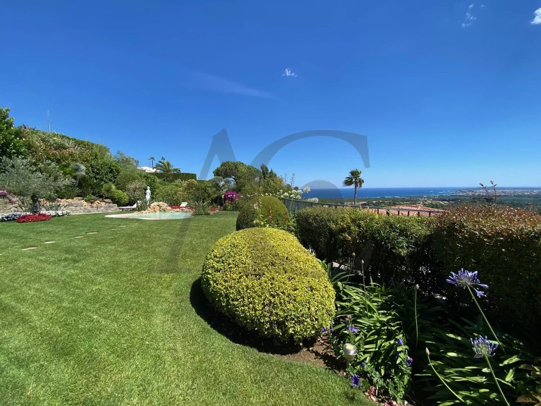 Villa in Village, Villeneuve-Loubet, France 5 - 12813727