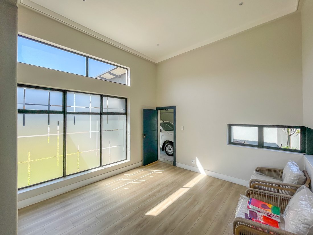 House in Sunderland Ridge AH, Gauteng, South Africa 3 - 14897105