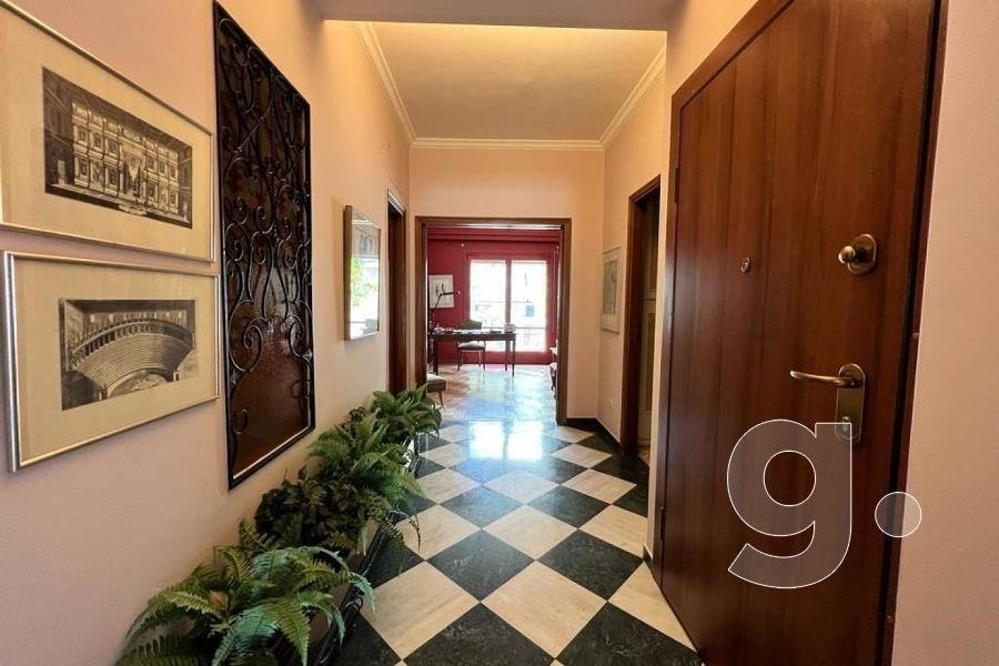 Apartment in Sunoikia Kolonakiou, 1st District of Athens, Athens 4 - 14897544