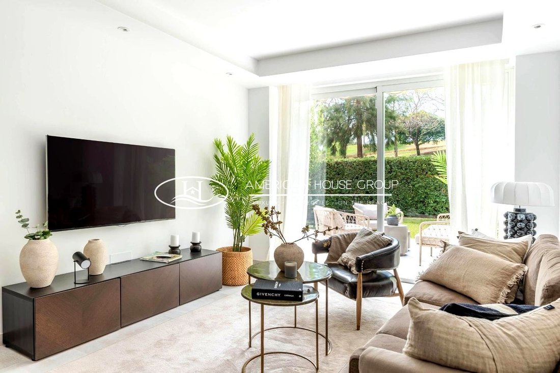 Apartment in La Quinta, Benahavis, Andalusia 4 - 14896910