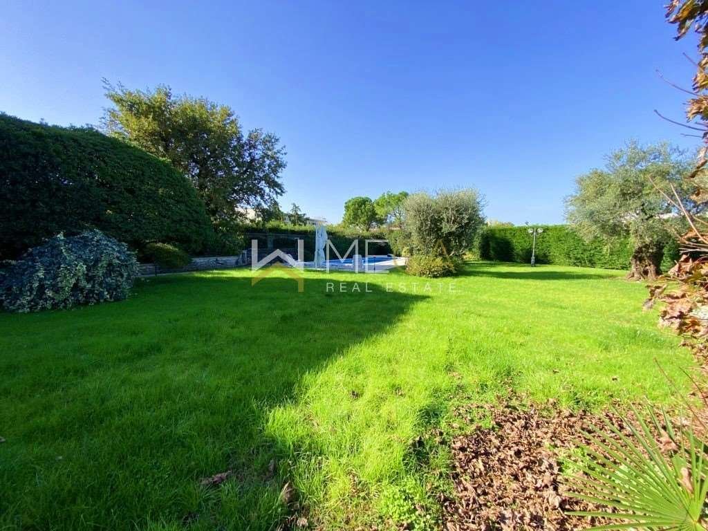 Villa in Desenzano Centro, Desenzano del Garda, Lombardy 3 - 14896805