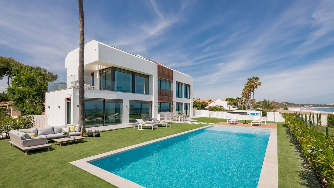 Villa in Estepona, Andalusia, Spain 2 - 14896217