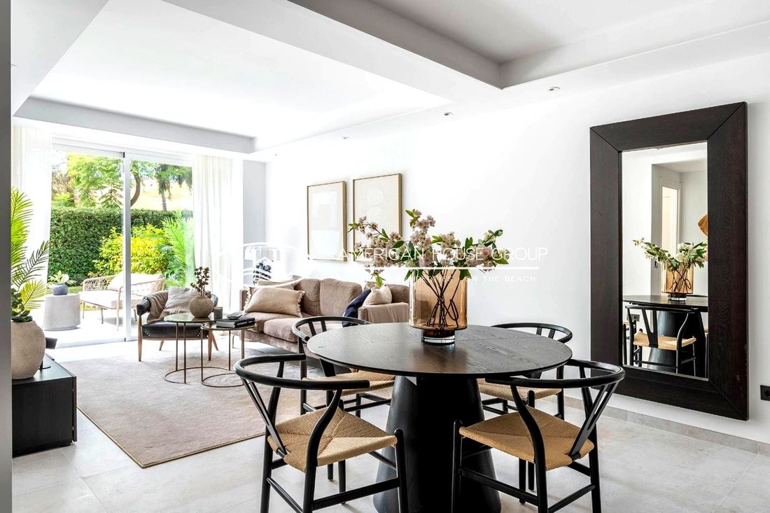 Apartment in La Quinta, Benahavis, Andalusia 5 - 14896910