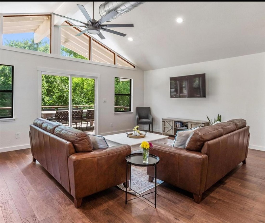 House in Tool, Texas, United States 4 - 14833741
